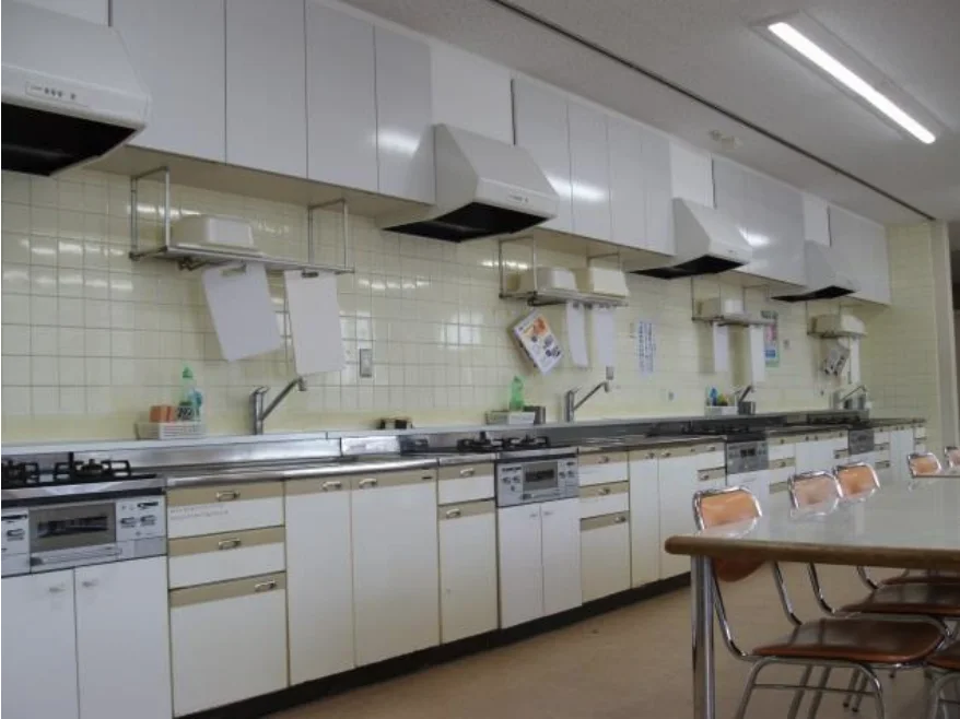 八王子市子安市民センター公式サイト掲載の調理室写真